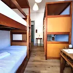Ey Lisbon Guesthouse