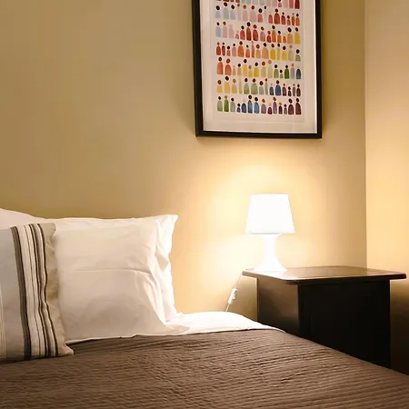 Ey Lisbon Guesthouse Хостел