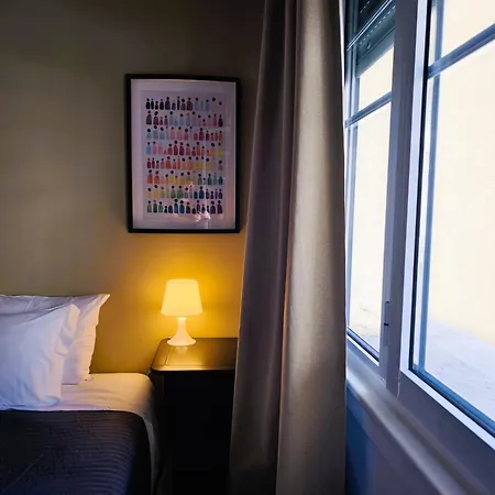 Ey Lisbon Guesthouse Hostel