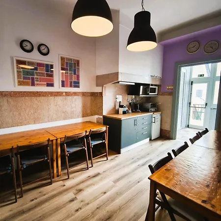 Hostel Ey Lisbon Guesthouse *