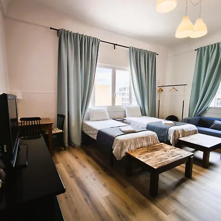 Ey Lisbon Guesthouse Hostel